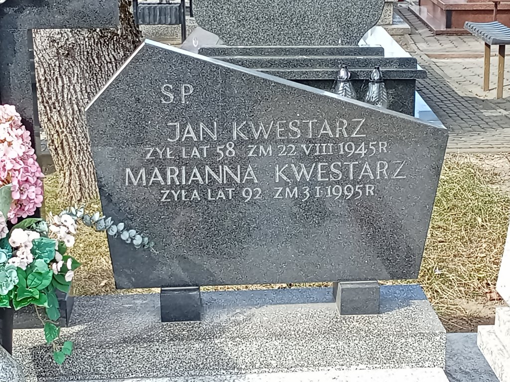 Grób Jan Kwestarz